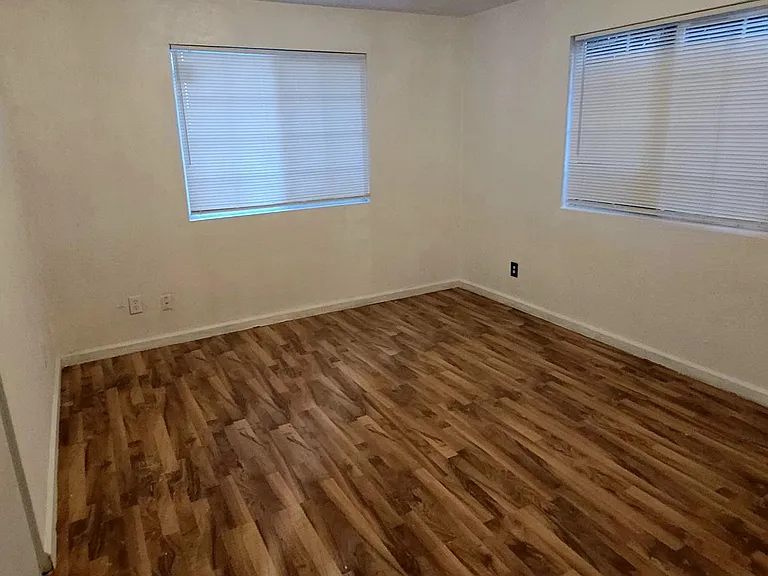 2719 Edward Ave — Photo 3