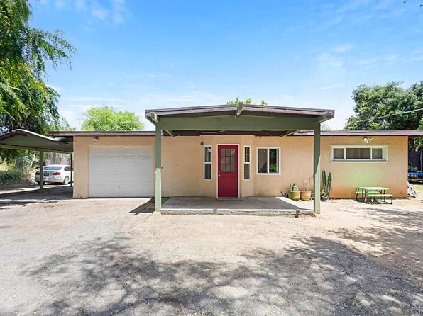 714 Convertible Ln, Fallbrook, CA 92028