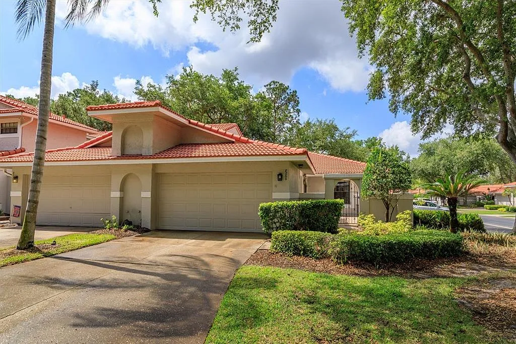 3 bed, 2.0 bath, 1598 sqft, $2,500 — Photo 1