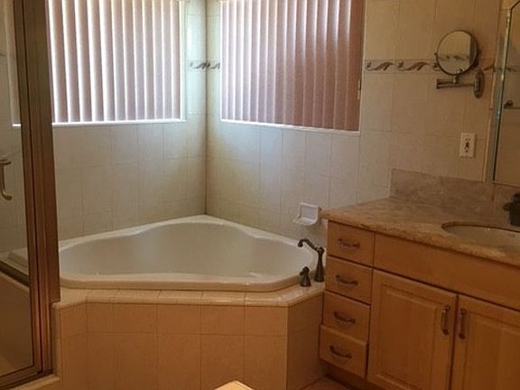 2nd image of 1043 S Isabella Ave