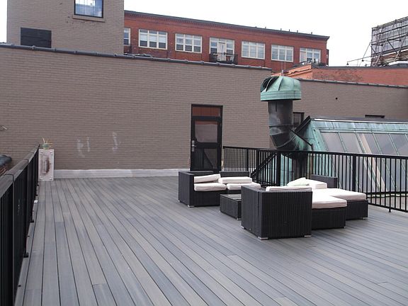 Common Roof Patio