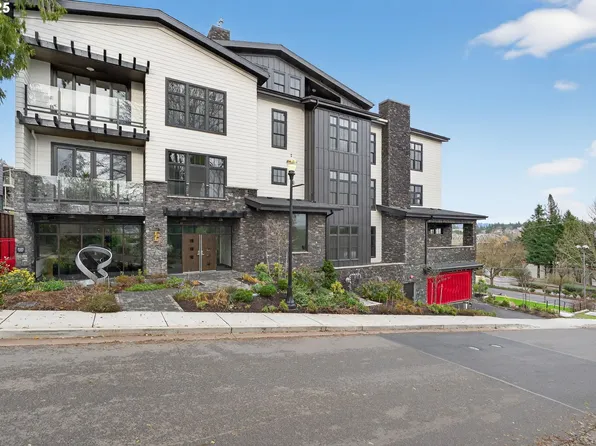 21 D Ave #2, Lake Oswego, OR 97034