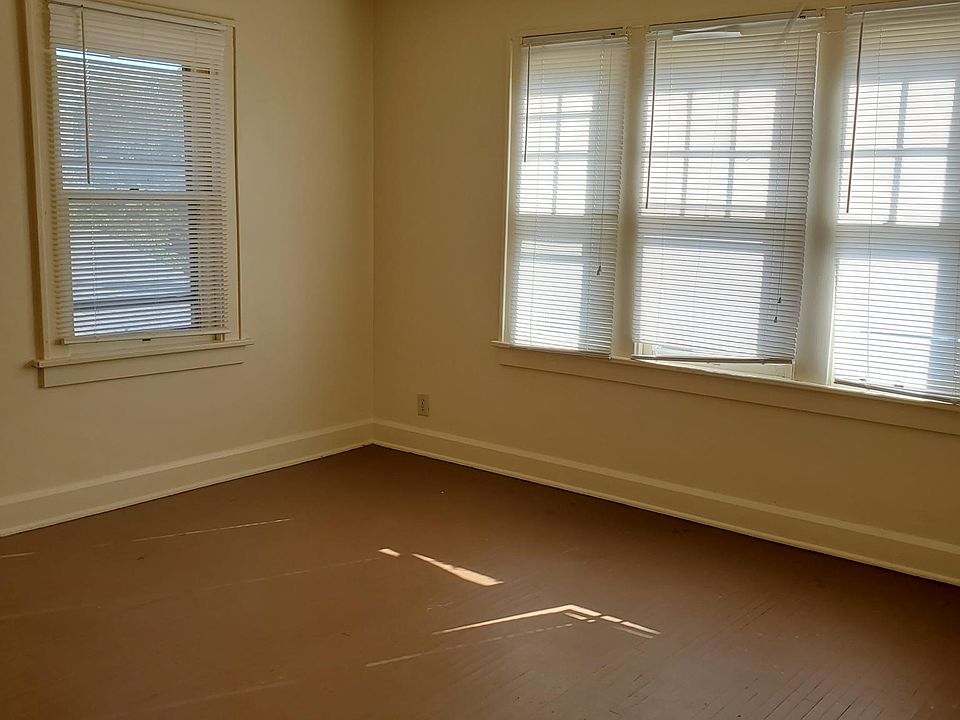 Front Bedroom