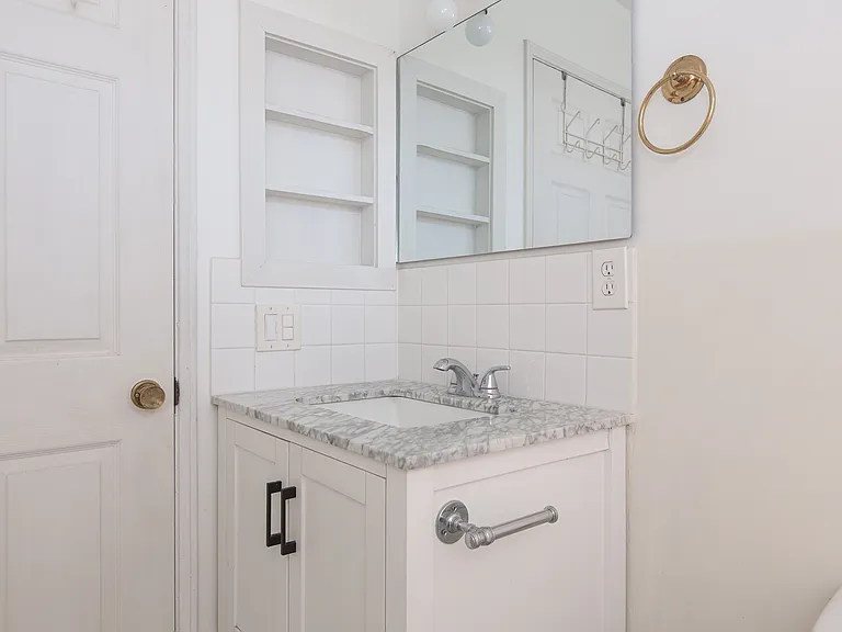 226 Dickerson Ave — Photo 25