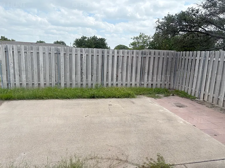 9044 McConnell St — Photo 21
