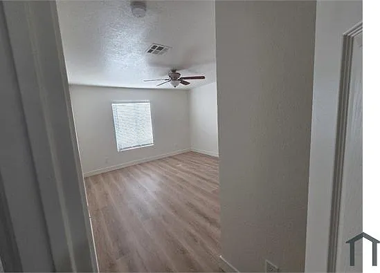 9425 Vista Del Valle — Photo 7