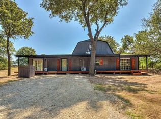 11 Rodeo Dr, McLoud, OK 74851