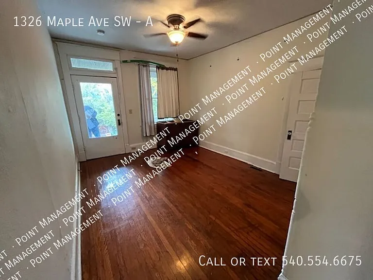 1326 Maple Ave SW #A — Photo 3