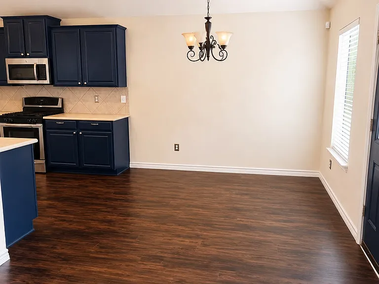 1207 Fox Trail Dr — Photo 8