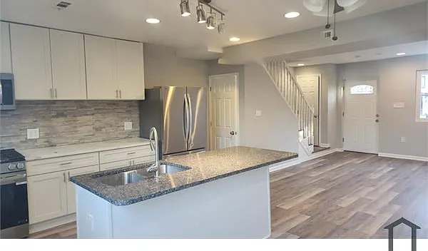 2800 W Garrison Ave — Photo 11