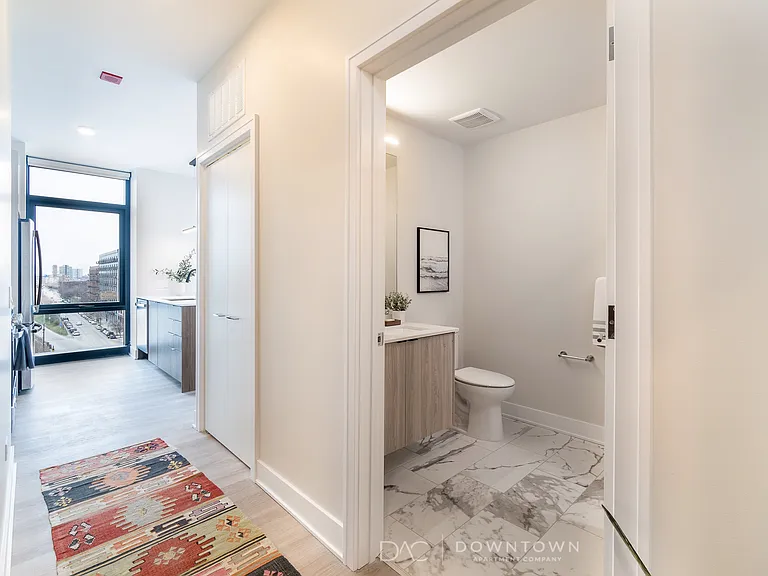 1060 W Van Buren St #709 — Photo 6