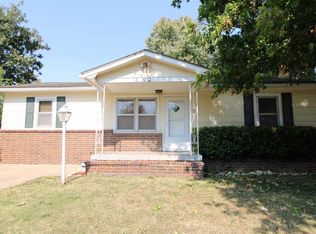 912 Park Ave, El Dorado, KS 67042