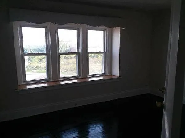 1176 Radcliffe Dr — Photo 5