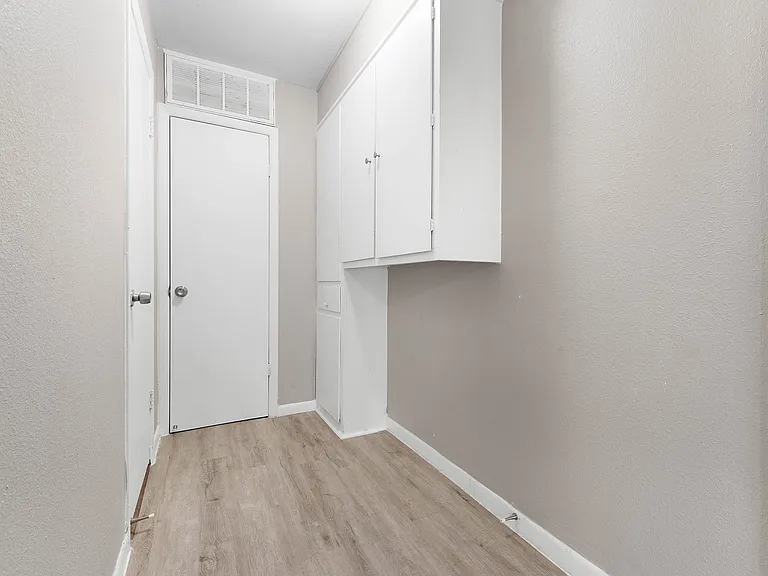 3430 Sockwell Blvd — Photo 11