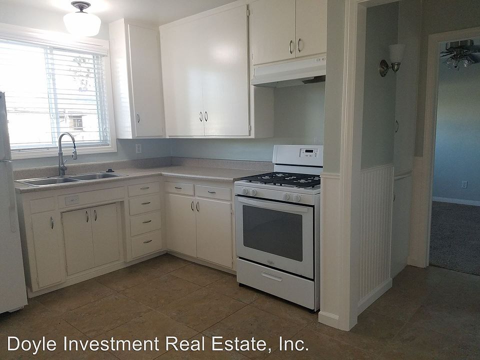 1st image of 4470 Bond St