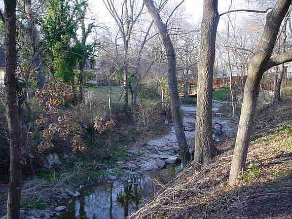 5th image of 6404 Nutwood Cir