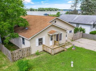 36946 N Waterside Ln, Ingleside, IL 60041