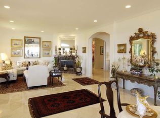 559 Maono Loop, Honolulu, HI 96821