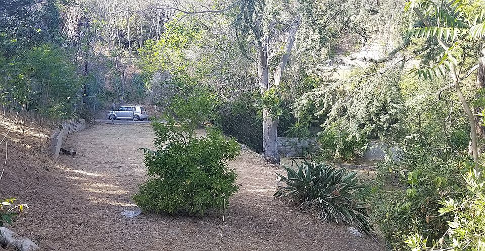 1st image of 1236 Cliff Dr