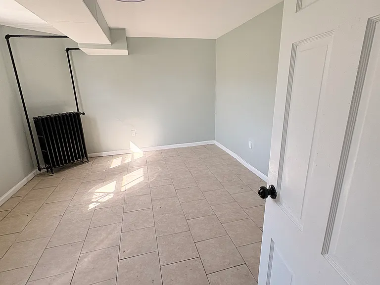 4801 Reading Rd #13 — Photo 8