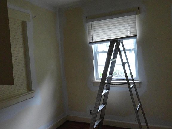 3rd image of 420 Tremont St