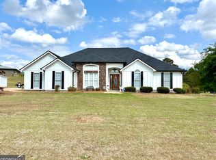 102 Troon Way, Lagrange, GA 30241