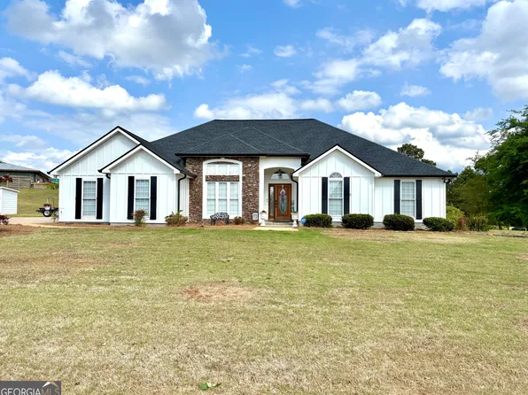 102 Troon Way, Lagrange, GA 30241