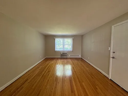 Floor plan Two Bedroom - Model 1
