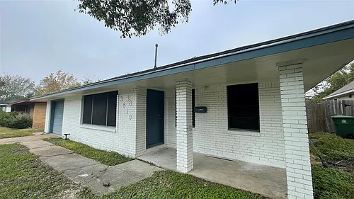 3819 Botany Ln Photo 1