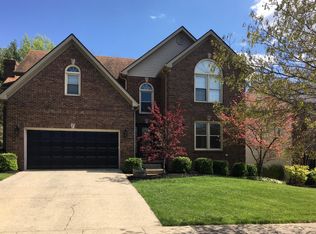 728 Maple Ridge Ln, Lexington, KY 40509