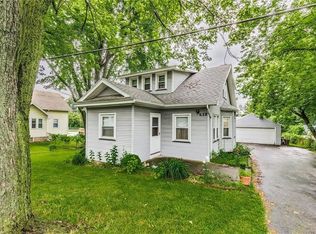 638 Wegman Rd, Rochester, NY 14624