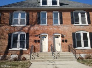 522 1/2 W Douglas St, Freeport, IL 61032
