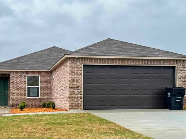 1209 Santa Fe Trl, Bauxite, AR 72011