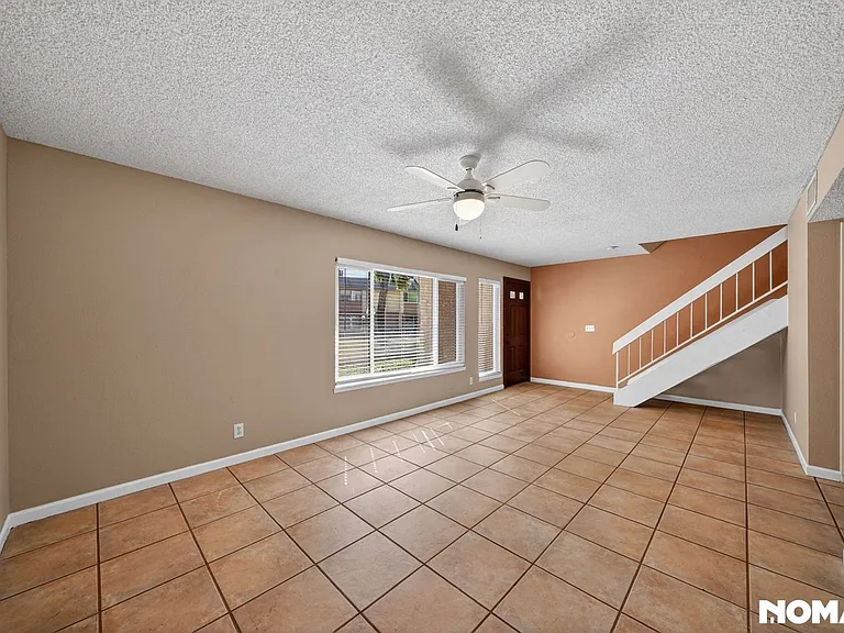 4628 Michillinda Ln — Photo 7