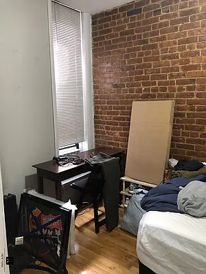 Rented by R New York | media 106