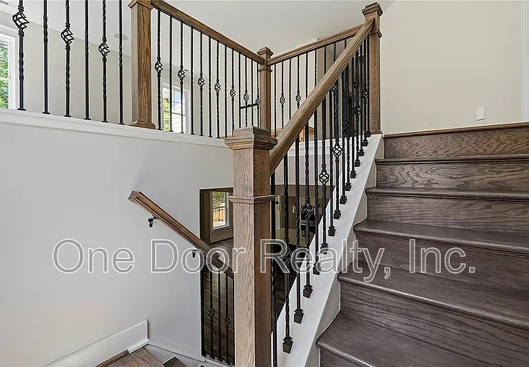 5320 Linkshire Ln — Photo 31