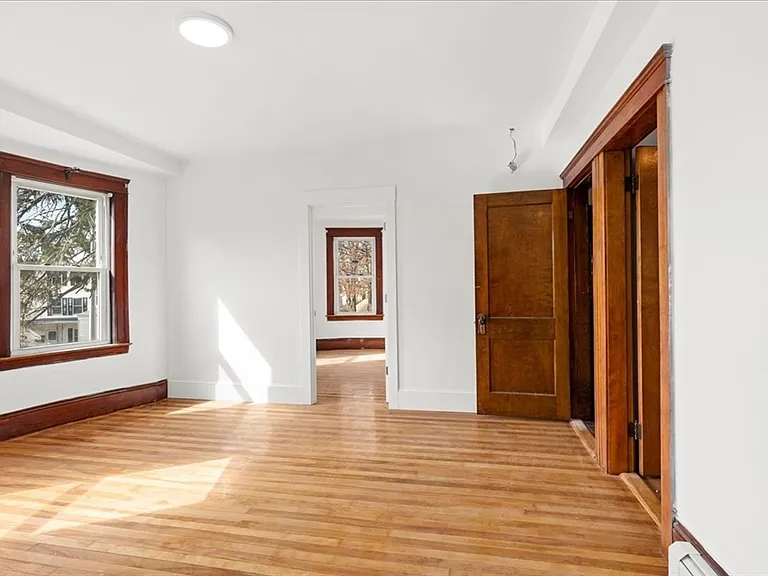 183 Vernon St #3 — Photo 17