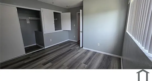2315 W 54th St #1 — Photo 4