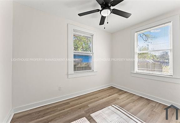 4th image of 2074 McQuade St