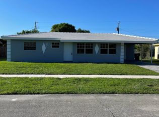 381 W 32nd St, Riviera Beach, FL 33404