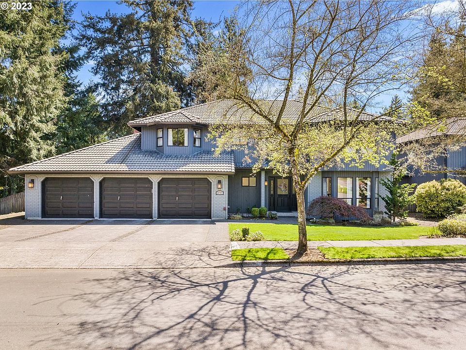 1st image of 16807 SE Fisher Dr