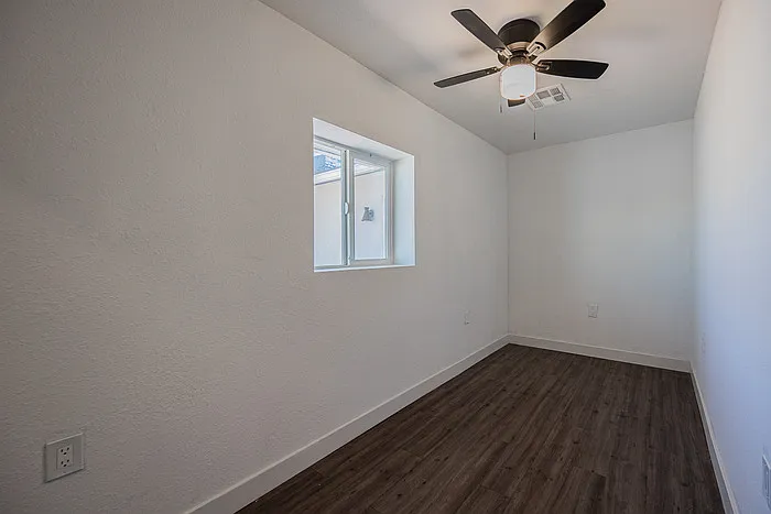 2802 N 36th St #1 — Photo 15