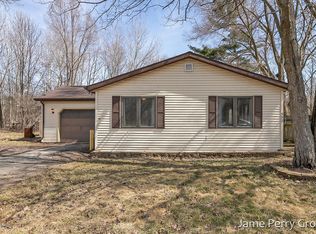 352 N Elm St, Sparta, MI