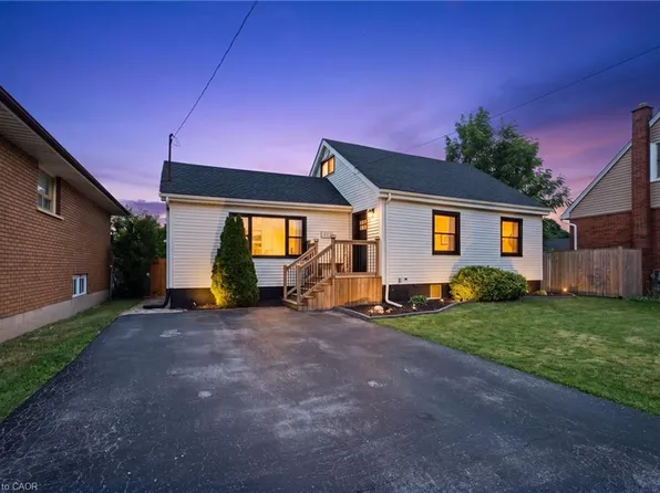 481 Upper Gage Ave, Hamilton, ON L8V 4J2