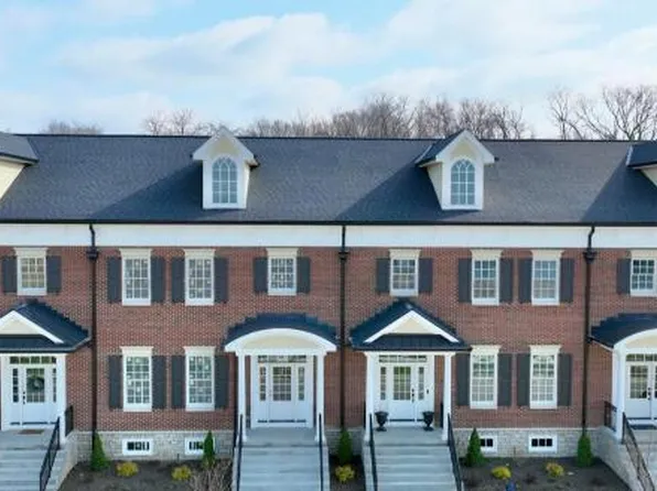 1081 Walburg Ave, Villa Hills, KY 41017