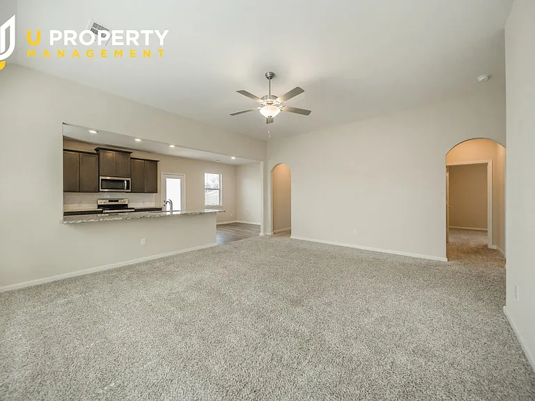1817 Dahlia Way — Photo 7
