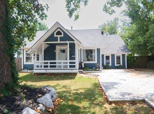 424 W Silsby St, Springfield, MO 65807