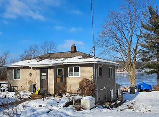 1400 Lakeview Dr, Tipton, MI 49287