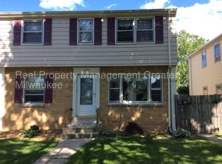 3158 S 49th St, Milwaukee, WI 53219