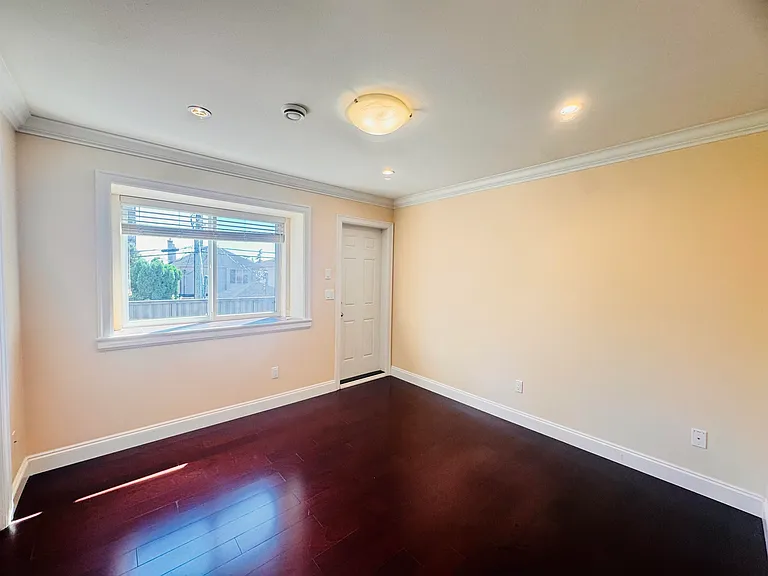 722 W 68th Ave — Photo 6